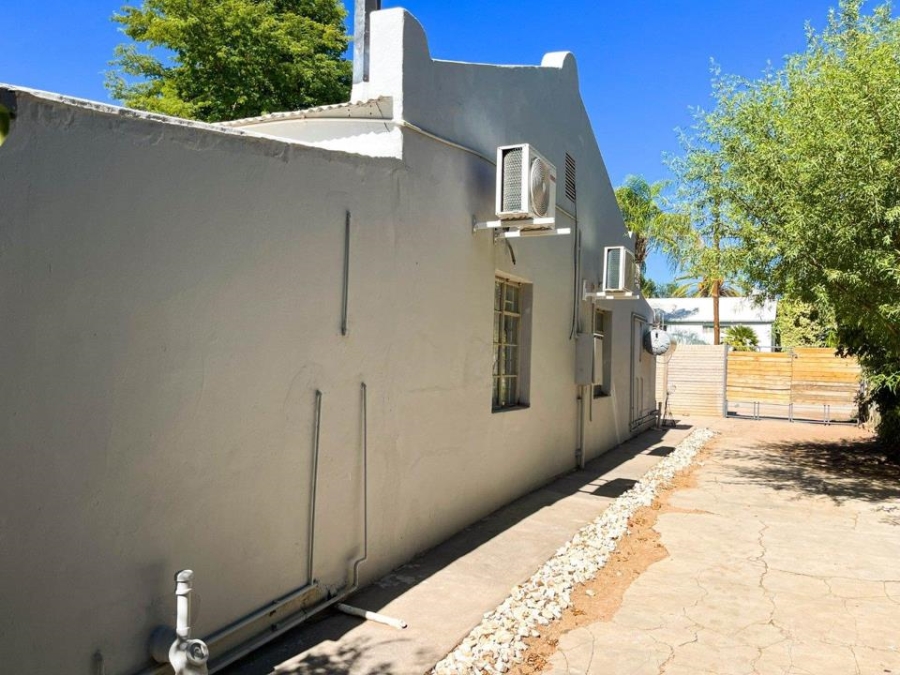 2 Bedroom Property for Sale in Upington Rural Northern Cape